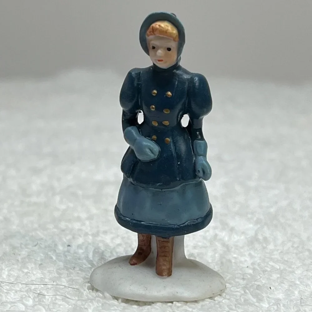 Dept 56 David Copperfield Characters - Agnes - Dickens Loose Figurine - 1989 - Picture 3 of 6
